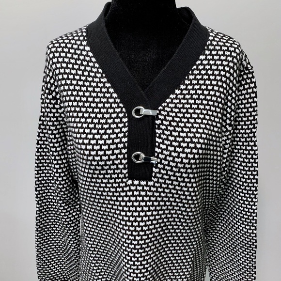 NWT  Karen Scott sweater - medium - Picture 5 of 6